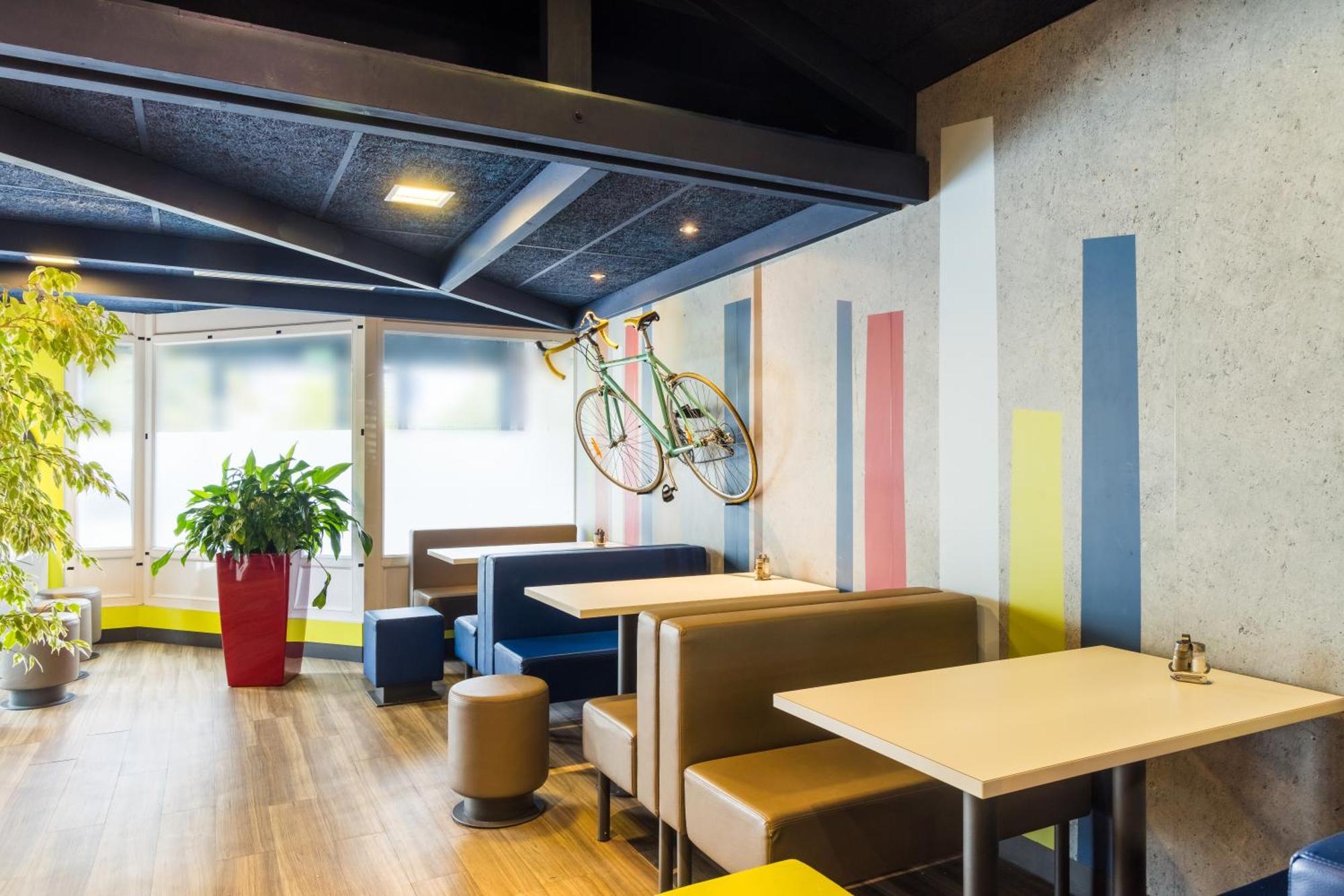 Ibis Budget Issy Les Moulineaux Paris Ouest Issy-les-Moulineaux Exterior foto
