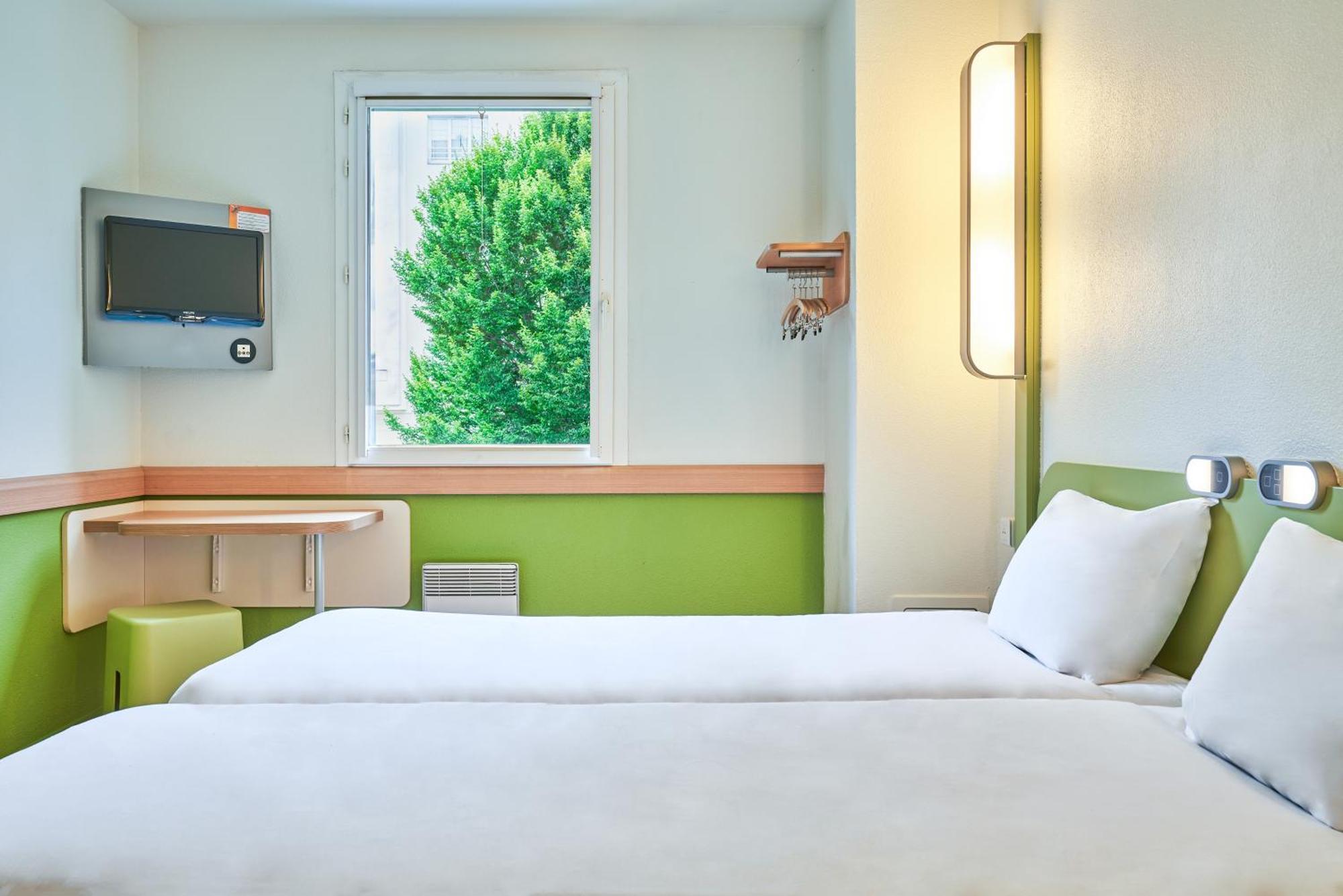 Ibis Budget Issy Les Moulineaux Paris Ouest Issy-les-Moulineaux Exterior foto