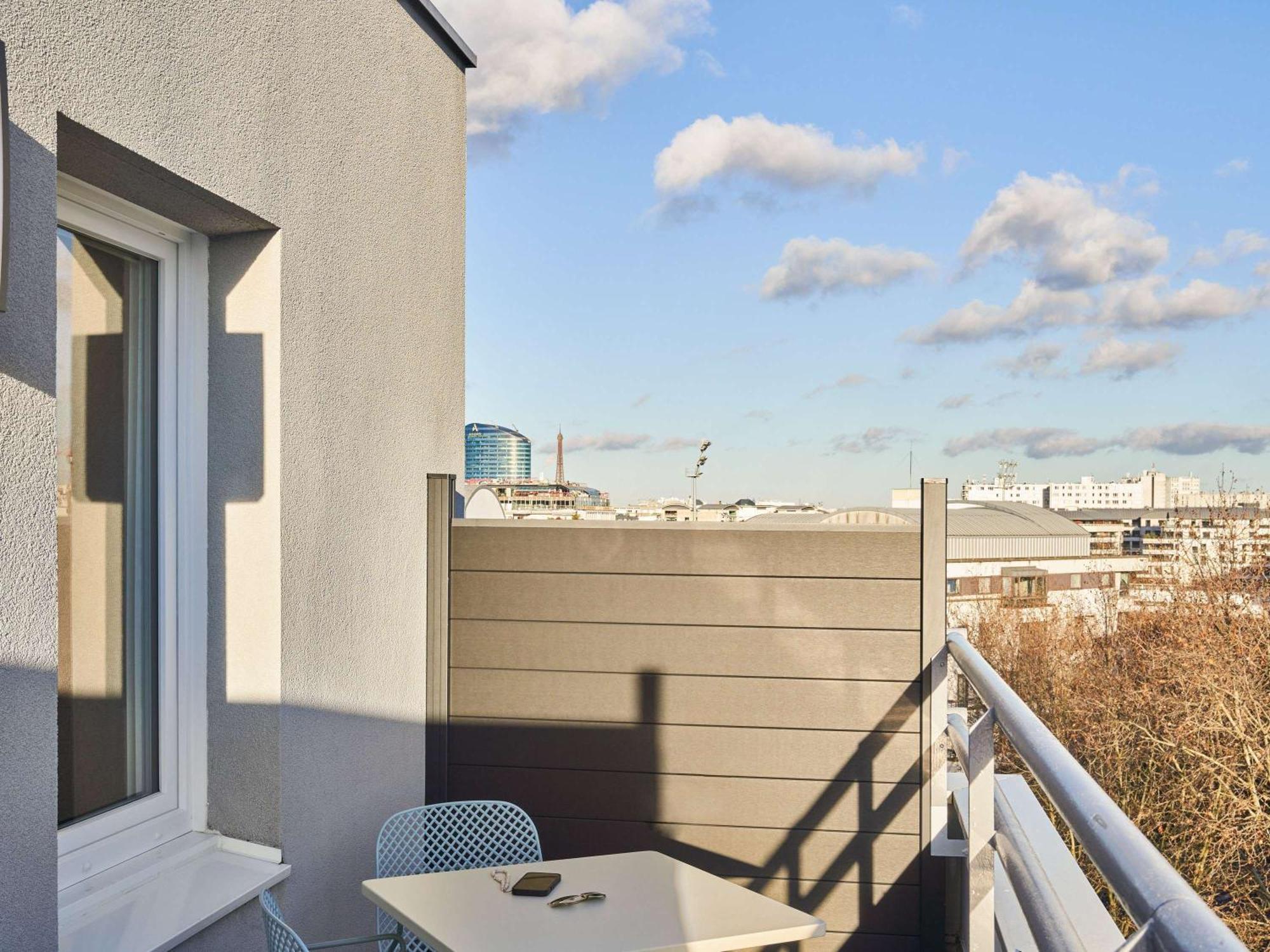 Ibis Budget Issy Les Moulineaux Paris Ouest Issy-les-Moulineaux Exterior foto