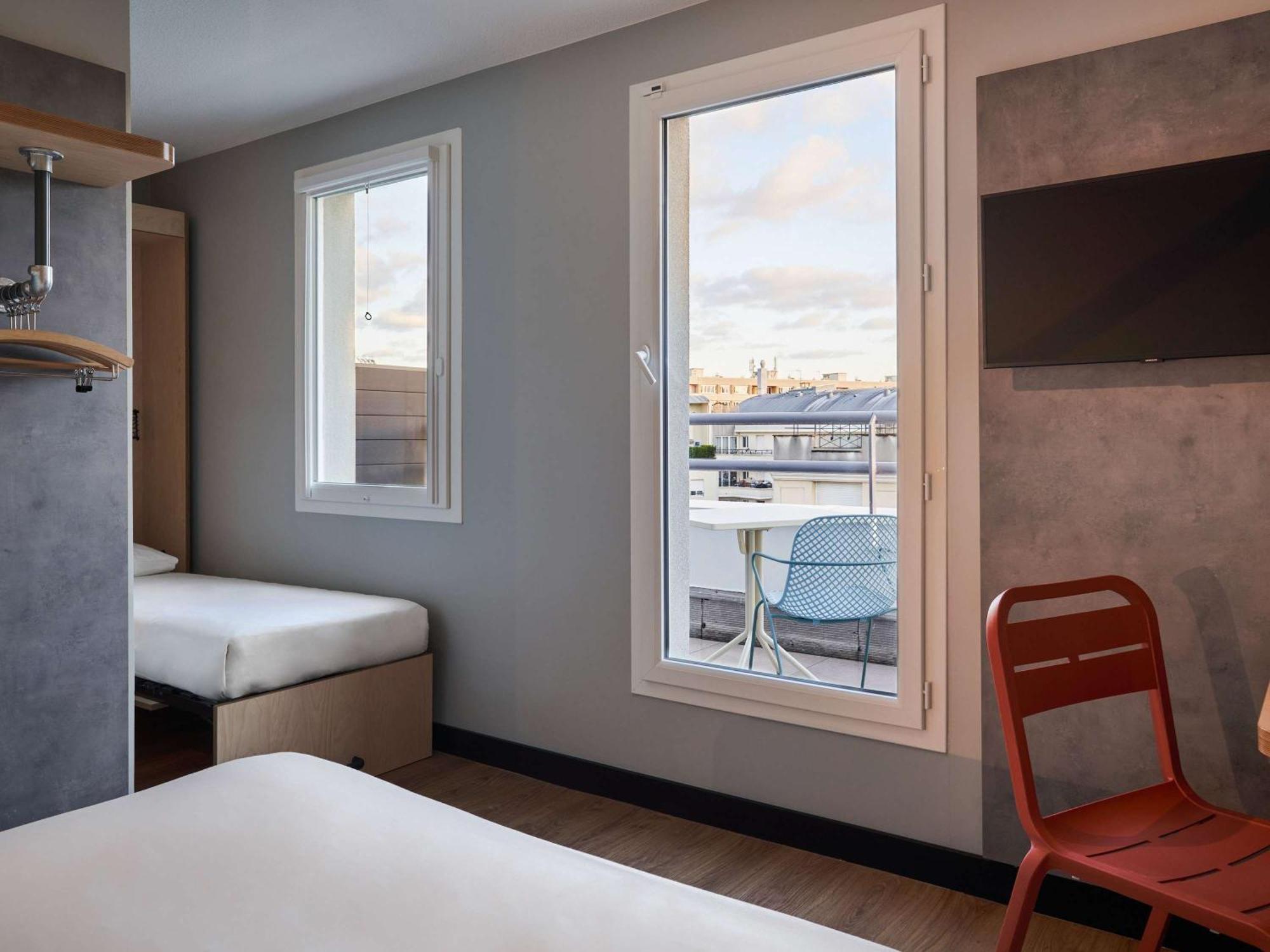 Ibis Budget Issy Les Moulineaux Paris Ouest Issy-les-Moulineaux Exterior foto
