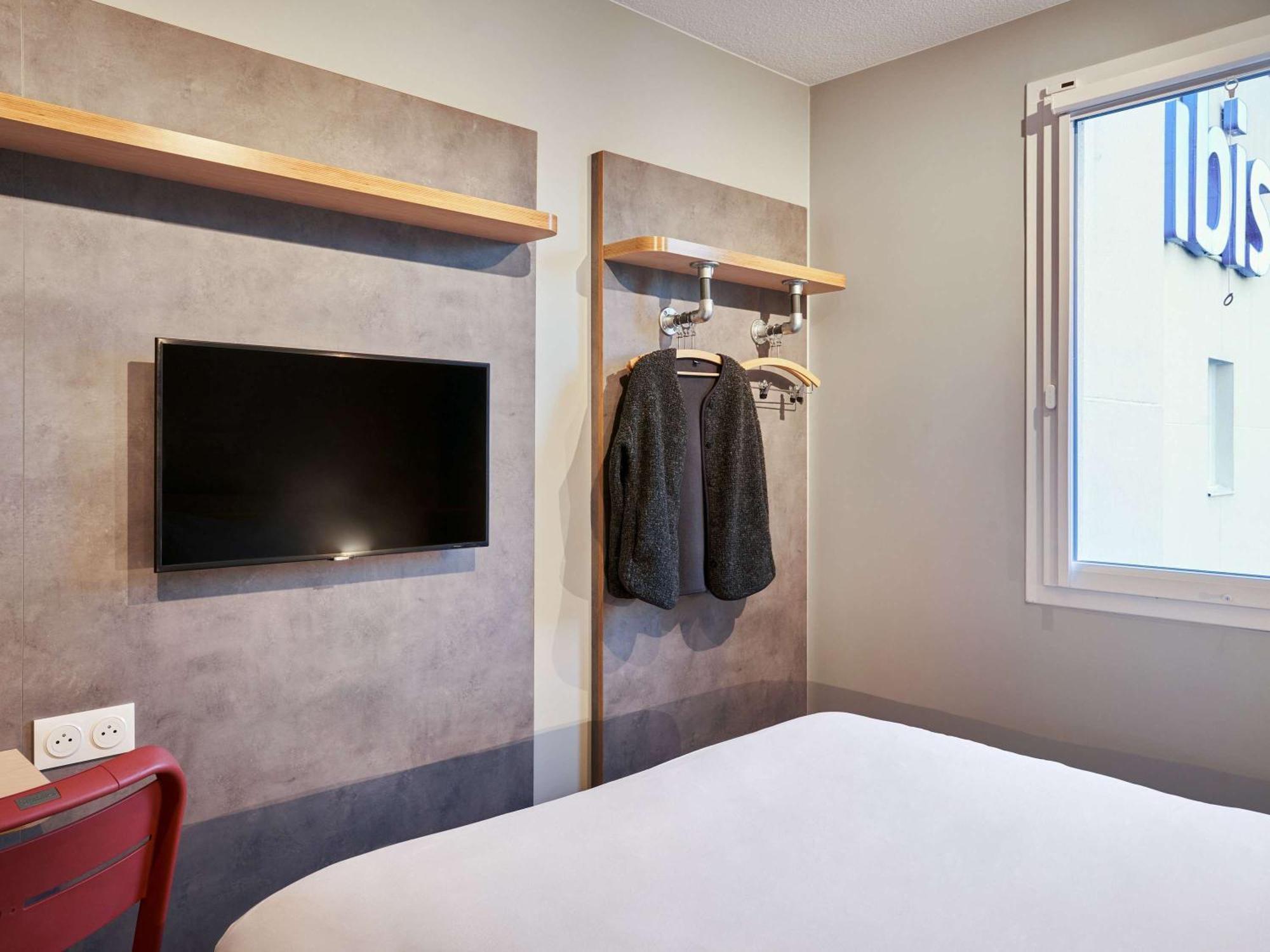 Ibis Budget Issy Les Moulineaux Paris Ouest Issy-les-Moulineaux Exterior foto